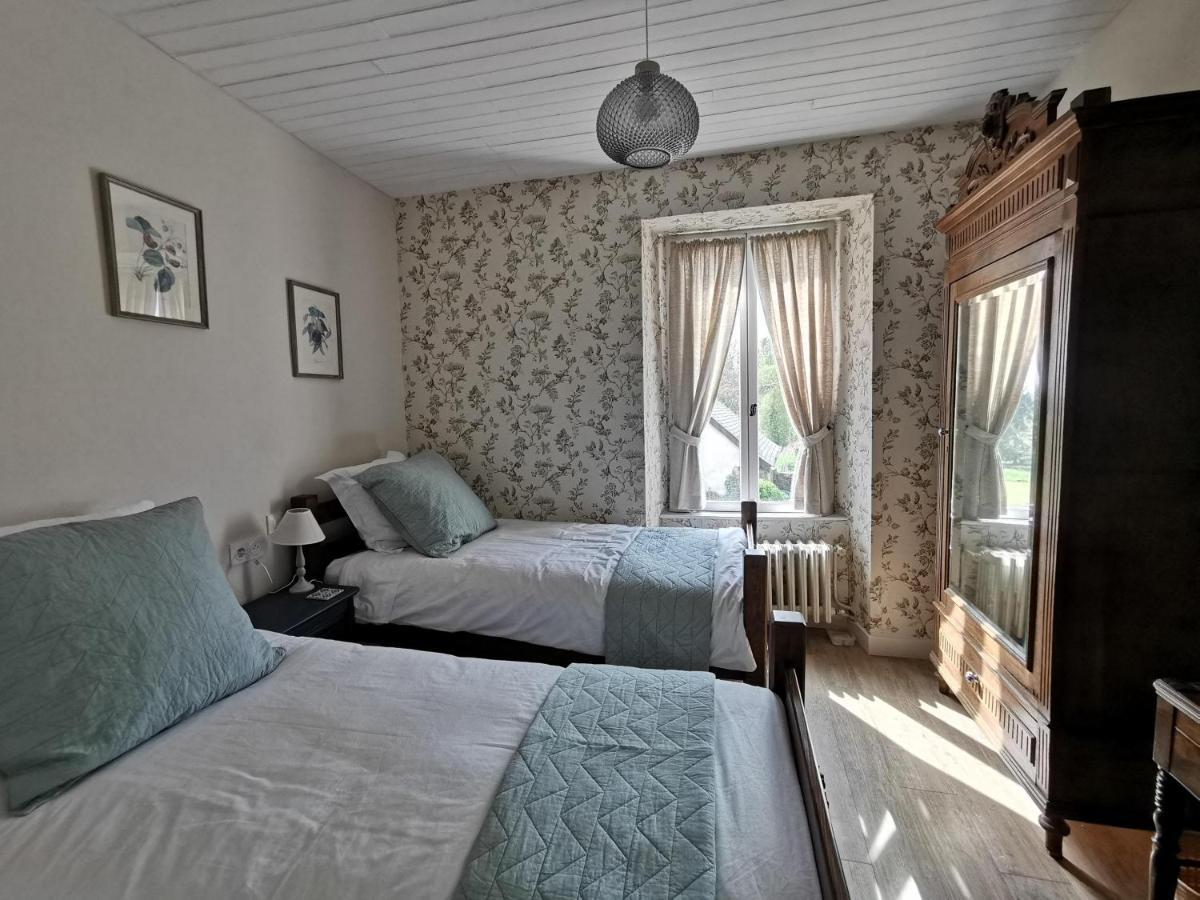 'Les Portes Bleues' Chambres D'Hotes Langourla Bagian luar foto